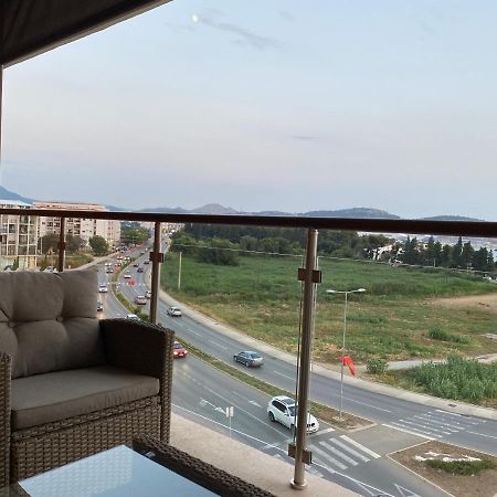 Bitcoin And Ethereum Deluxe Apartments Bar Eksteriør bilde