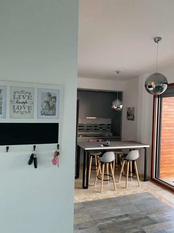Bitcoin And Ethereum Deluxe Apartments Bar Eksteriør bilde