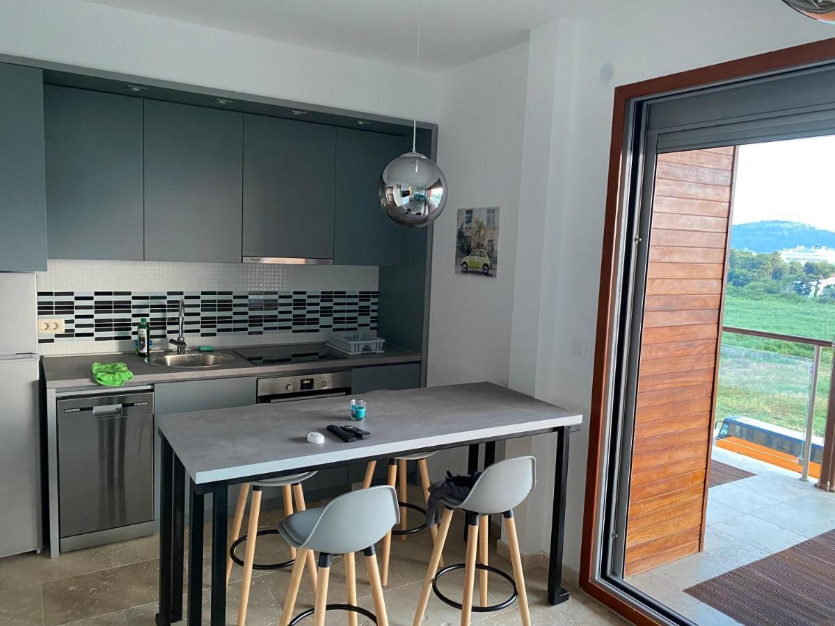 Bitcoin And Ethereum Deluxe Apartments Bar Eksteriør bilde