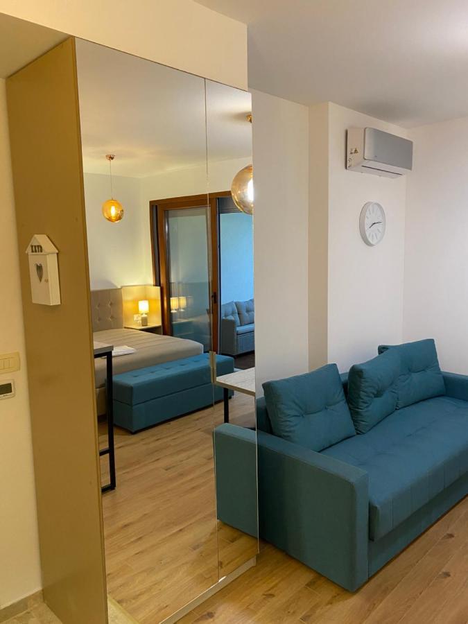 Bitcoin And Ethereum Deluxe Apartments Bar Eksteriør bilde