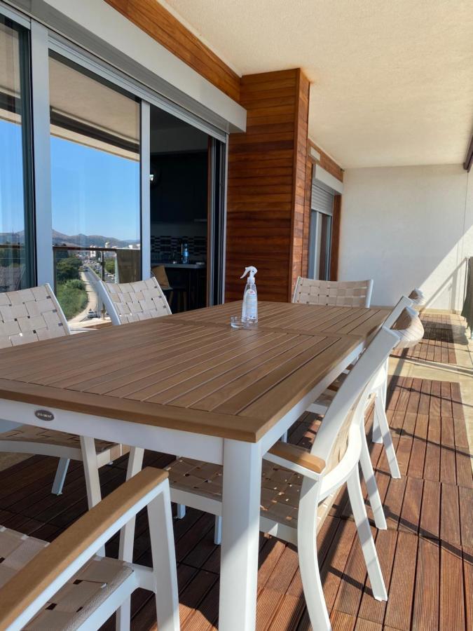 Bitcoin And Ethereum Deluxe Apartments Bar Eksteriør bilde